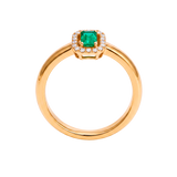 Anillo Madame Oro Amarillo con Esmeralda y Diamantes