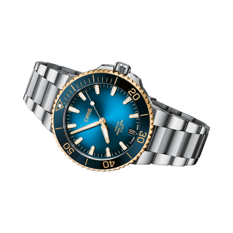 Aquis Date Calibre 400