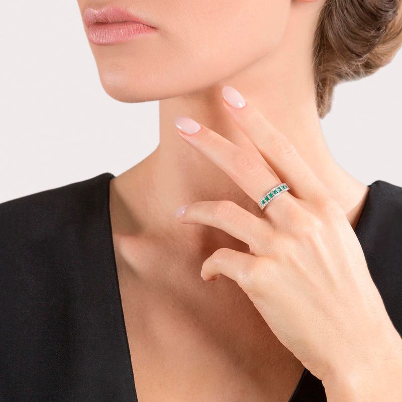 Belle Époque Anillo with Emeralds and Diamonds