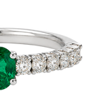 Anillo Oro Blanco con Esmeraldas y Diamantes