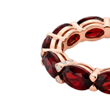 Anillo Back to Origin Oro Rosa con Granates
