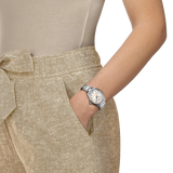 Tissot PR100 34mm - en muñeca